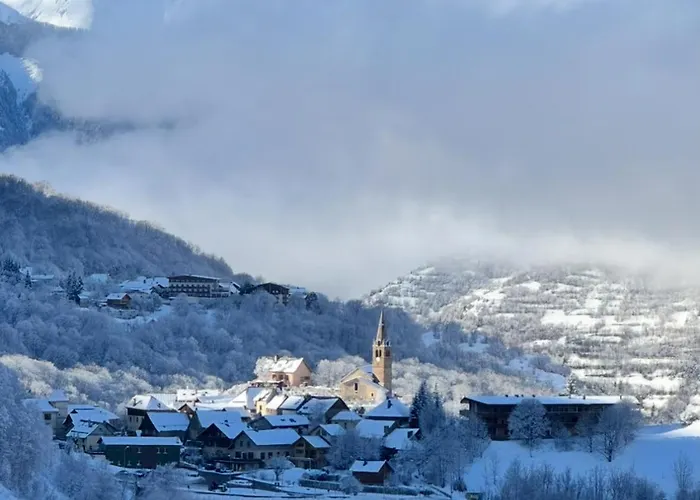 Les Ecrins D'or - Maison Dağ evi